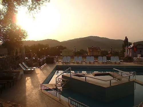 Cypriot Hotel Ölüdeniz
