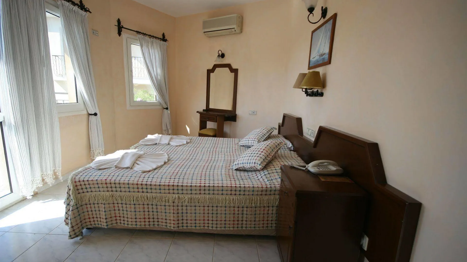 Cypriot Hotel Ölüdeniz 2*,